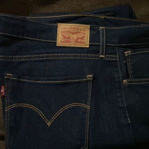 Women’s Levi jeans new never worn no tags